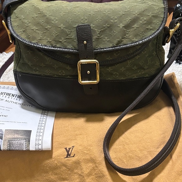 ✨FINAL PRICE✨ Louis Vuitton Monogram Mini Lin Berangère Shoulder Bag w/ COA